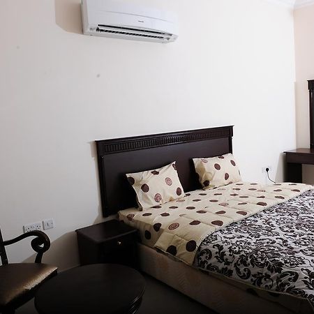 Al Jumhour Hotel Apartments Sur Ngoại thất bức ảnh
