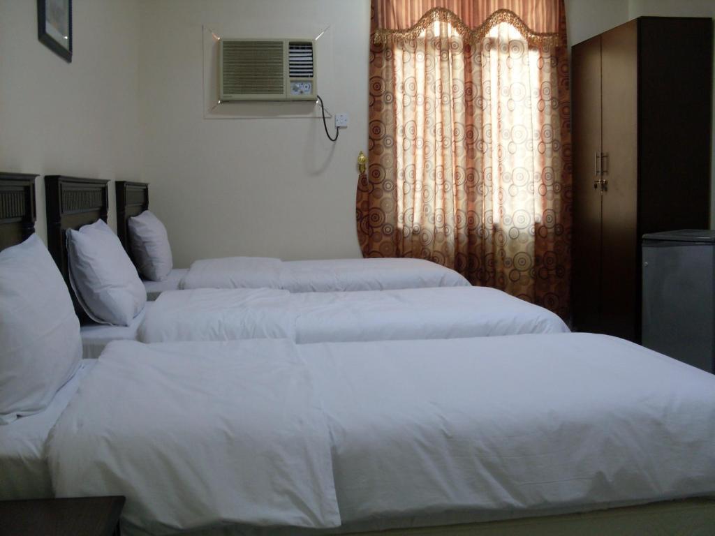 Al Jumhour Hotel Apartments Sur Phòng bức ảnh